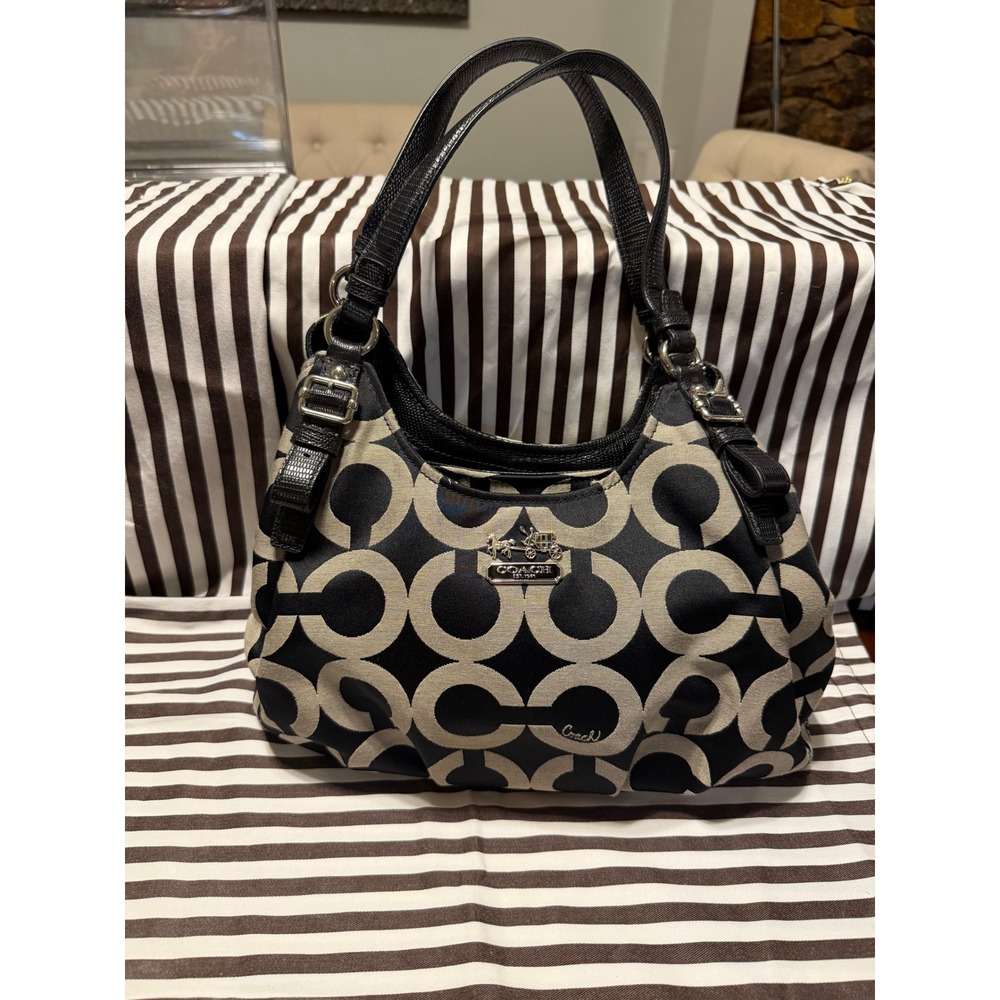 Coach Optic Signature Hobo Bag Black Grey Jacquard Purple Lining